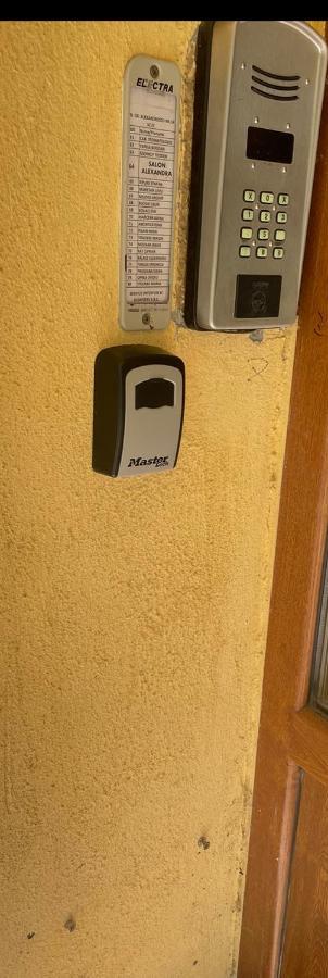 Kreation Rainbow Apartment Cluj-Napoca Exterior photo